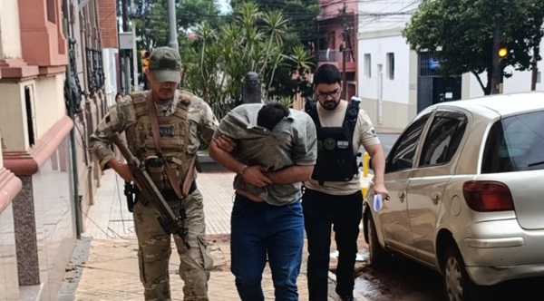 Policía prófugo del Operativo Cross se entrega a las autoridades