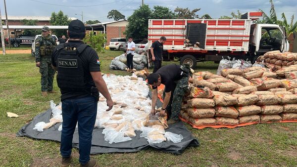 Senad intercepta carga de marihuana camuflada con bolsas de carbón en Canindeyú - ADN Digital