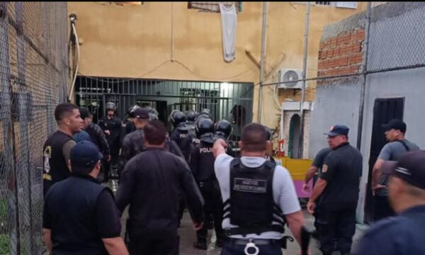 Incautan varios elementos en requisa sorpresa en la penitenciaría de San Pedro