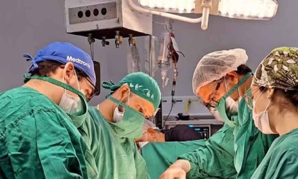 Extirpan un tumor de 22 kilos a paciente del Instituto del Cáncer – Prensa 5