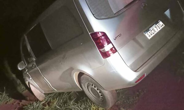 Con armas largas y tapabocas simularon ser policías para robar