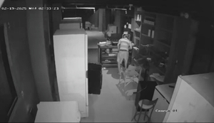 Aprehenden a hombre con arresto domiciliario por hurto en complejo deportivo