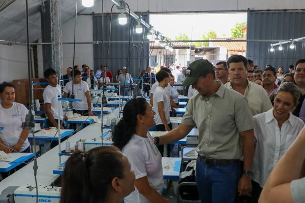 Fábrica textil inaugura operaciones en Guairá dando trabajo digno a más de 150 personas - ADN Digital