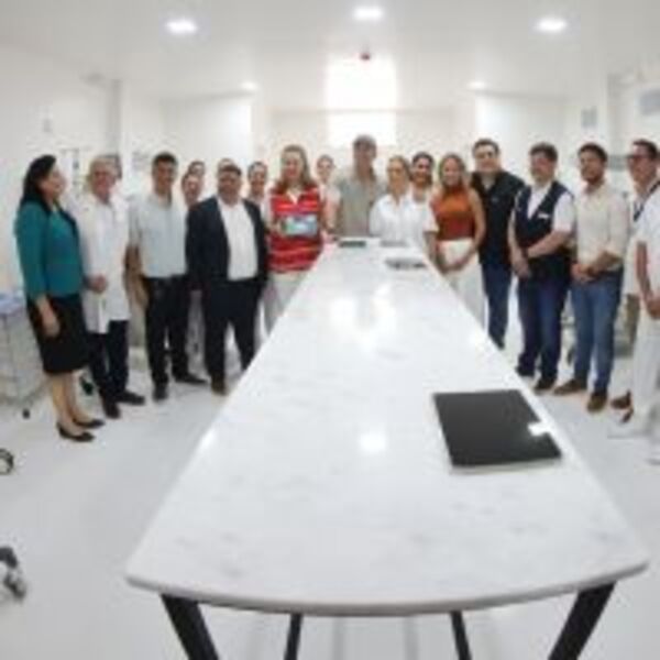 Presidente Peña habilita nueva terapia intensiva neonatal en Villarrica :: Presidencia de la República del Paraguay