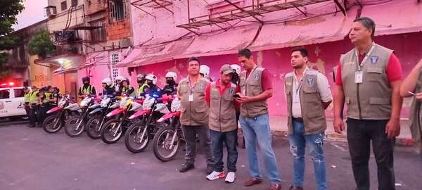 AUDIO: Demoraron a 14 cuidacoches durante operativo realizado en Asunción - Periodísticamente - ABC Color