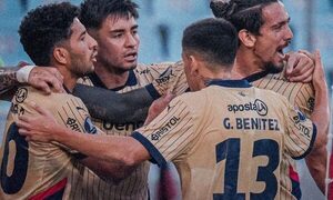 Cerro fue un Ciclón en Venezuela, goleando por 4 a 0 al Monagas