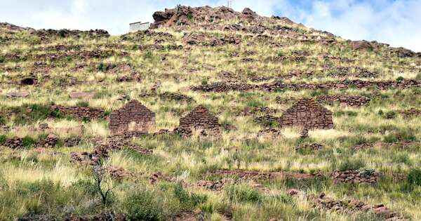 La Nación / Zelenski mintió, Ucrania no tiene las reservas de tierras raras que hizo creer, asegura Bloomberg