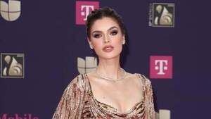 Nadia Ferreira conquistó la alfombra magenta de Premios Lo Nuestro