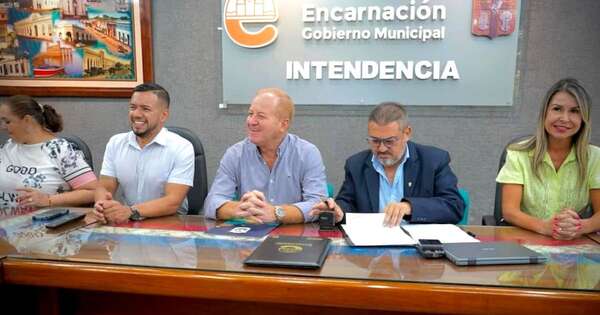La Nación / Acuerdo en Encarnación y Dinac tendrá a su cargo el aeropuerto