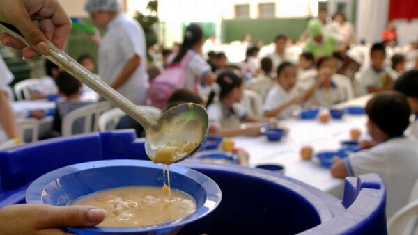 En Central, 60% de escuelas tienen déficit para servir almuerzo