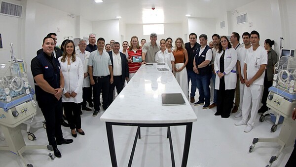 Peña inaugura obras en Guairá y celebra primeros 100 mil empleos