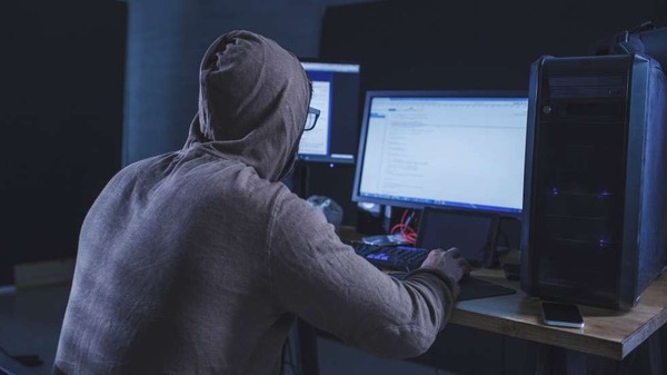 Europol alerta sobre aumento de grupos en internet para radicalizar a menores - 1000 Noticias