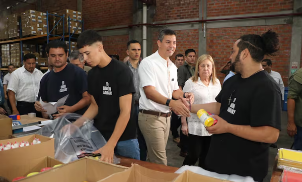 MEC dice que entregará los kits escolares recién el 4 de marzo - Noticiero Paraguay
