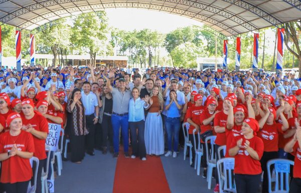 Peña celebrates the creation of over 96,000 new jobs since the start of his administration - .::Agencia IP::.