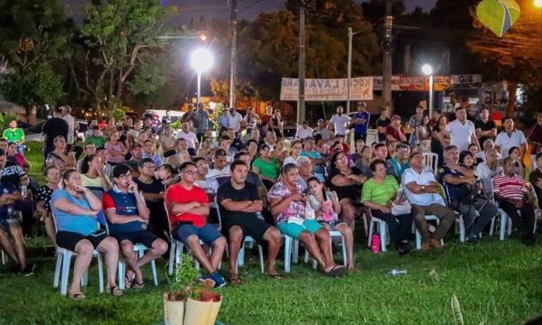 Alta asistencia de vecinos en socialización de proyecto de ampliación de avenida Monday