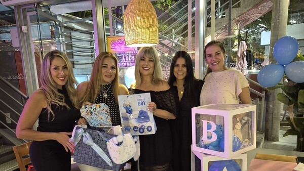 Las Bibitas le hicieron un Abu Shower a Bibi Landó