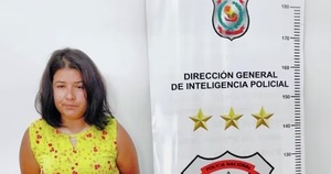 Mujer con 10 órdenes de captura es detenida tras intentar evadir a la policía