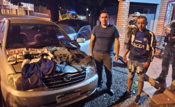 Caen dos robacoches y recuperan vehículo hurtado