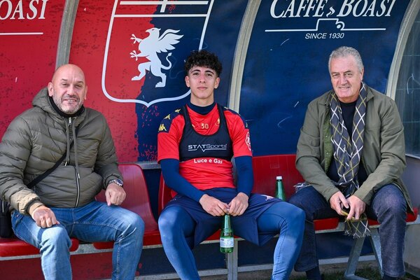 Versus / ¿Lo tendrá en cuenta en marzo? Gustavo Alfaro visitó a Hugo Cuenca en Italia