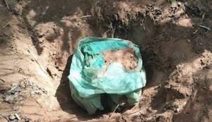 Encuentran documentos y otras cosas más en la búsqueda de Urbieta: todo estaba en una bolsa cualquiera