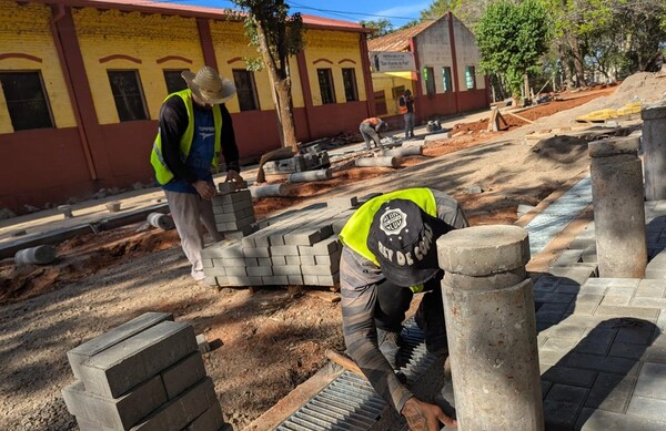 Obras de seguridad vial registran avances en ciudad del departamento de Itapúa - .::Agencia IP::.