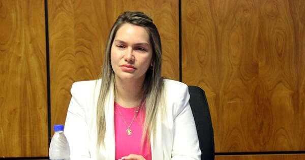La Nación / Diputada aclara que vendió su terreno a un emprendimiento inmobiliario
