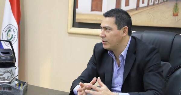 Echeverría sondea a Duarte para la intendencia en medio de una arremetida contra su gestión