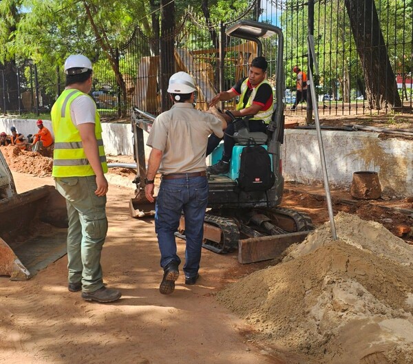 Avanzan líneas subterráneas de la ANDE en el microcentro de Asunción - .::Agencia IP::.