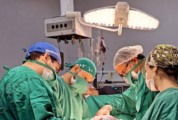Incán: extirpan un tumor de 22 kilos a sexagenaria