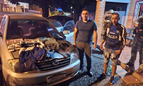 Cayeron jóvenes con auto que robaron a un poli