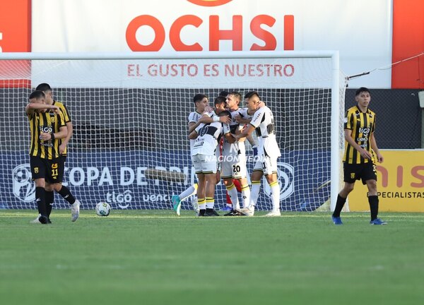 Versus / ¡Ale Silva guía a Recoleta hacia la remontada!