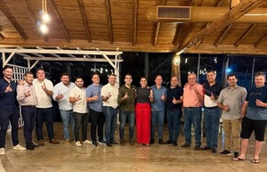 Equipo de Marcelo Soto empieza a definir  candidaturas para el 2026 - Noticiero Paraguay