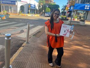 Parada obligatoria por la Plaza de Armas para colaborar con Mymba UNI