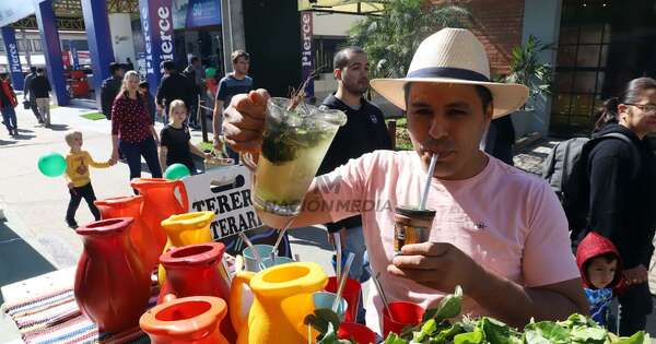 La Nación / El tereré, patrimonio de la humanidad, una tradición con siglos de paraguayidad