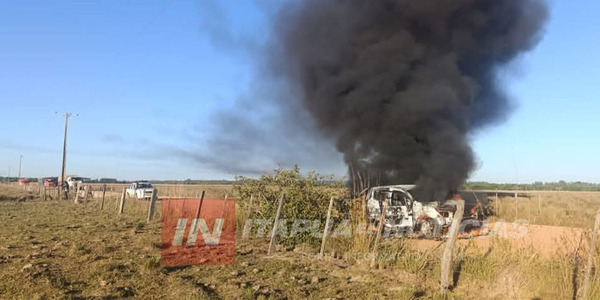 CONDUCTOR SE SALVA DE INCENDIO QUE CONSUMIÓ SU CAMIONETA EN MISIONES