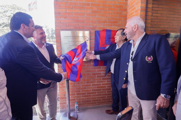 Versus / Cerro Porteño inauguró su "Centro Educativo Adriano Irala"