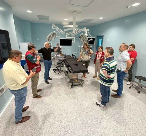 «Estamos más cerca de abrir las puertas del Hospital General de Coronel Oviedo”, afirma ministra - El Trueno
