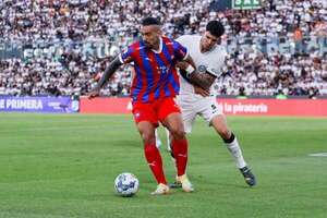 El clásico paraliza al país futbolero - Fútbol - ABC Color