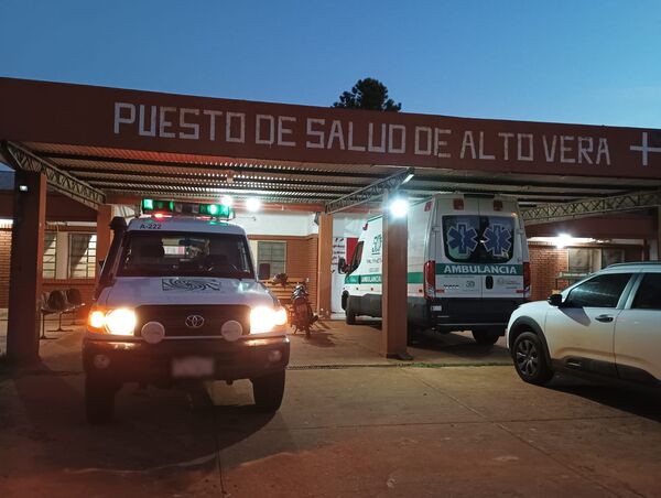 EXCELENTE LABOR DEL PUESTO DE SALUD DE ALTO VERÁ EN UNA EMERGENCIA OBSTÉTRICA