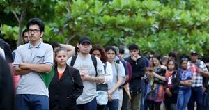 Diario HOY | Fenómeno de los “ninis”: casi 200 mil jóvenes no estudian ni trabajan en Paraguay