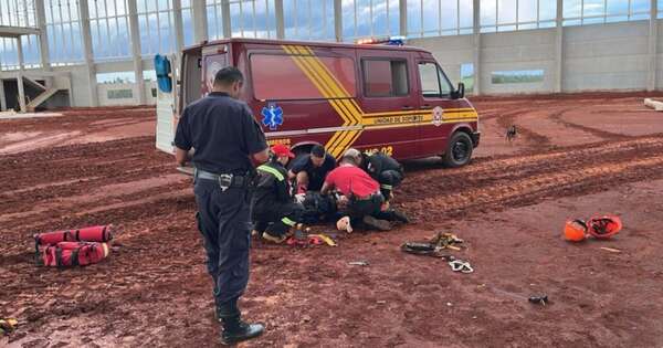 Diario HOY | Obrero muere al caer desde gran altura en obra de construcción