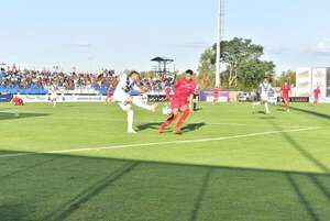 Ameliano gana en el histórico primer juego en Villeta - Fútbol - ABC Color
