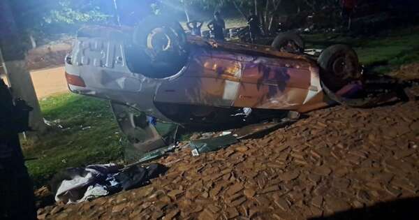 Diario HOY | Perdió el control, volcó y huyó en moto antes de que llegue la policía