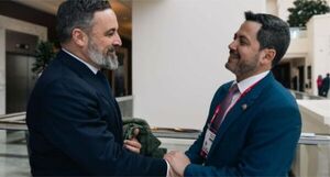 Latorre y Abascal refuerzan la alianza conservadora