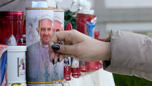 Estado de salud del Papa Francisco: Noche tranquila después de crisis respiratoria