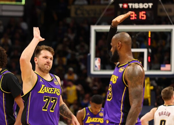 Versus / Doncic firma su primera exhibición con Lakers en triunfo ante Nuggets