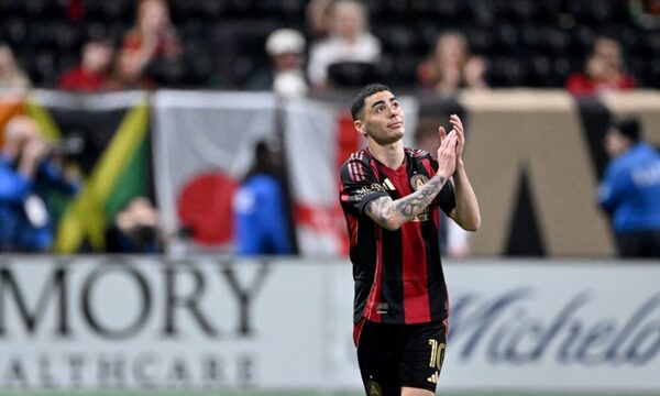 Retorno de Miguel Almirón con asistencia y festejo: “Estoy muy feliz”