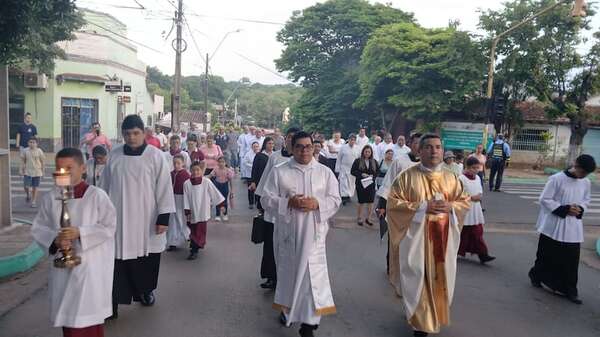 Caacupé: sacerdote pide pensar en “el sufrimiento de los pobres” - Nacionales - ABC Color