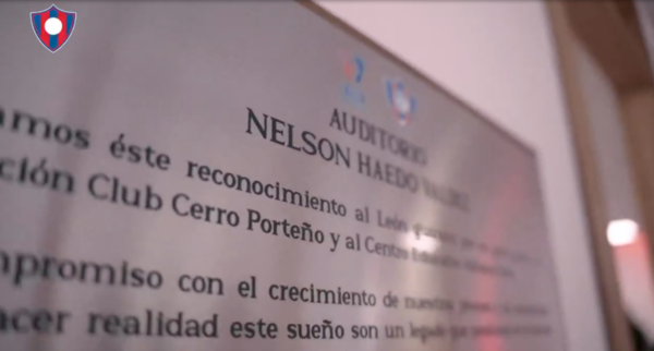 Versus / El reconocimiento especial de Cerro Porteño a Nelson Haedo Valdez