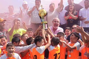 Juan León Mallorquín y San Francisco de Hernandarias son los campeones del torneo Esperanzas de Alto Paraná | DIARIO PRIMERA PLANA